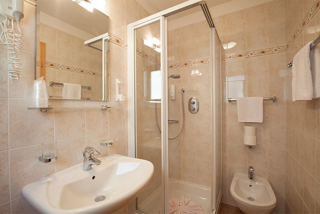 Hotel Ju Furcia Сан-Віджиліо-ді-Мареббе Екстер'єр фото
