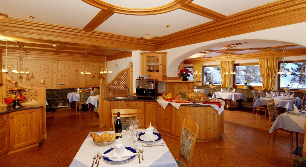 Hotel Ju Furcia Сан-Віджиліо-ді-Мареббе Екстер'єр фото